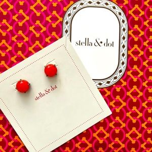 Stella & Dot earrings